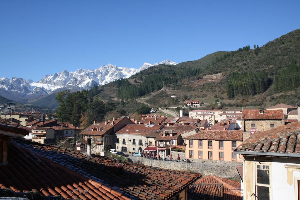 Hotel Hosteria La Antigua Potes Exterior foto